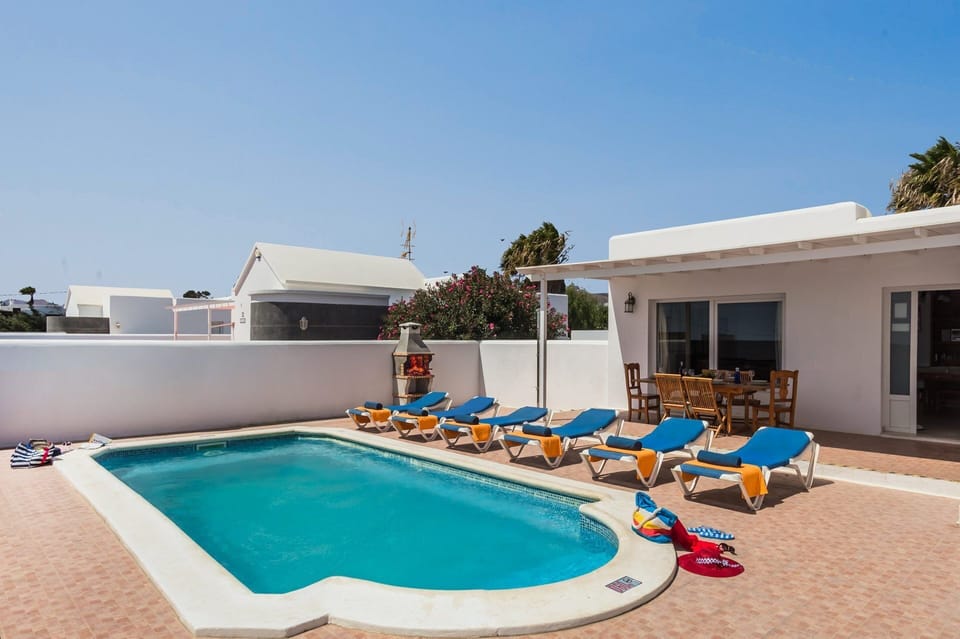 Villa Vesubio image