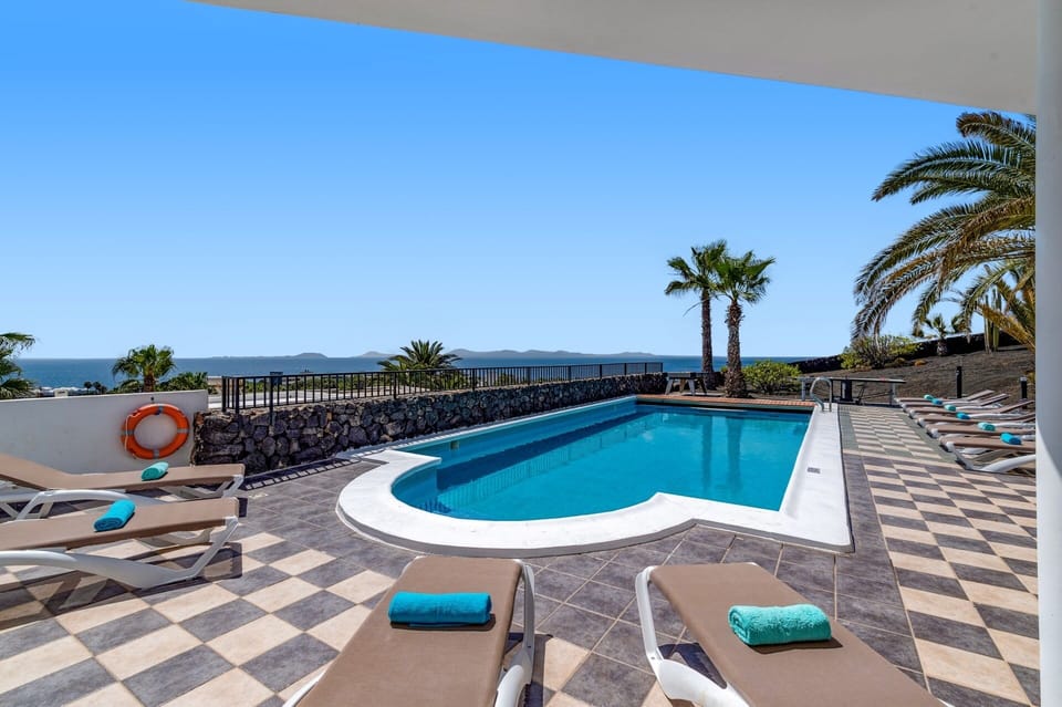 Villa Rodea Cinco image