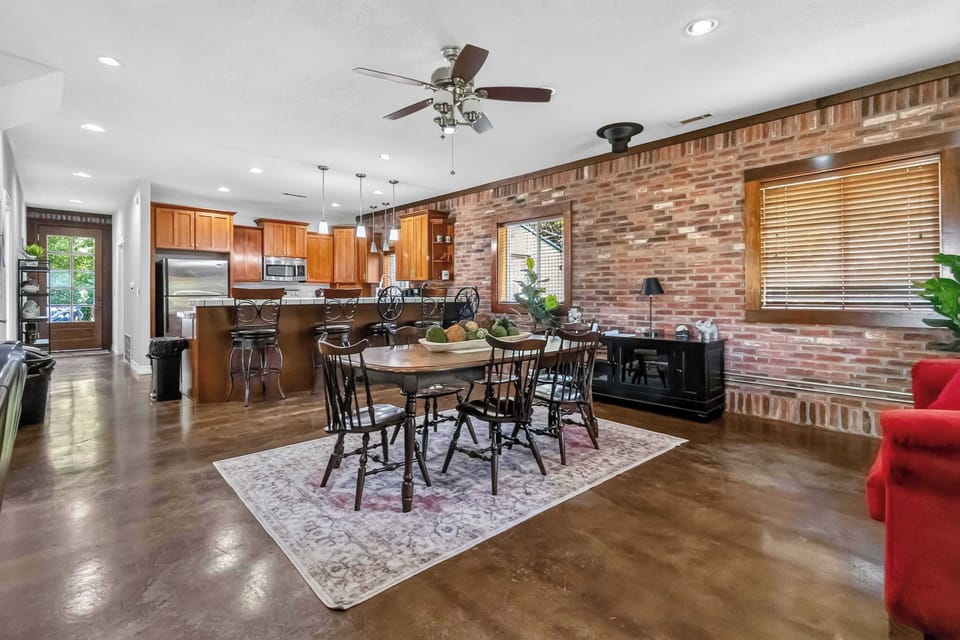 Large dining room and kitchen bar.