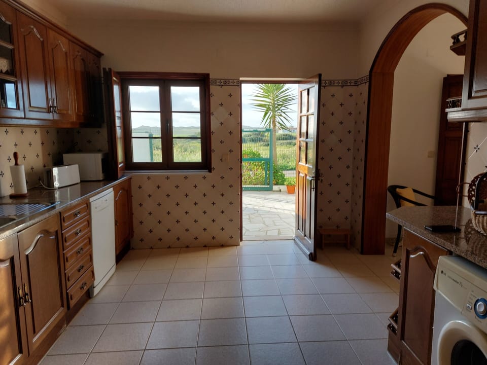 Cozinha vista jardim