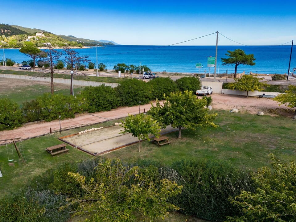 Picture Frame, Wood, Interior Design, Shelving, Shelf, Comfort, Flooring, Floor, House, Wall