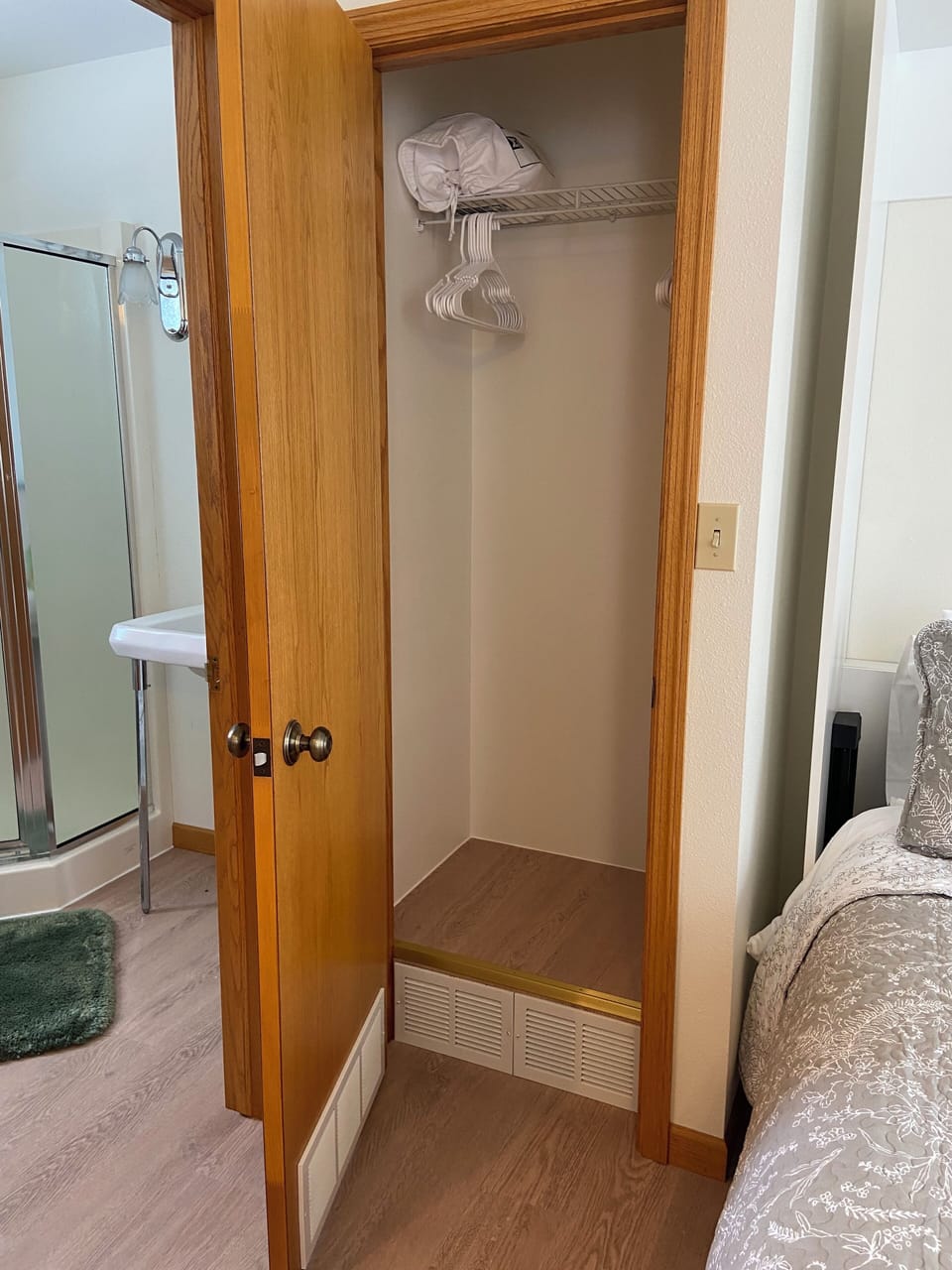 Closet for renter use