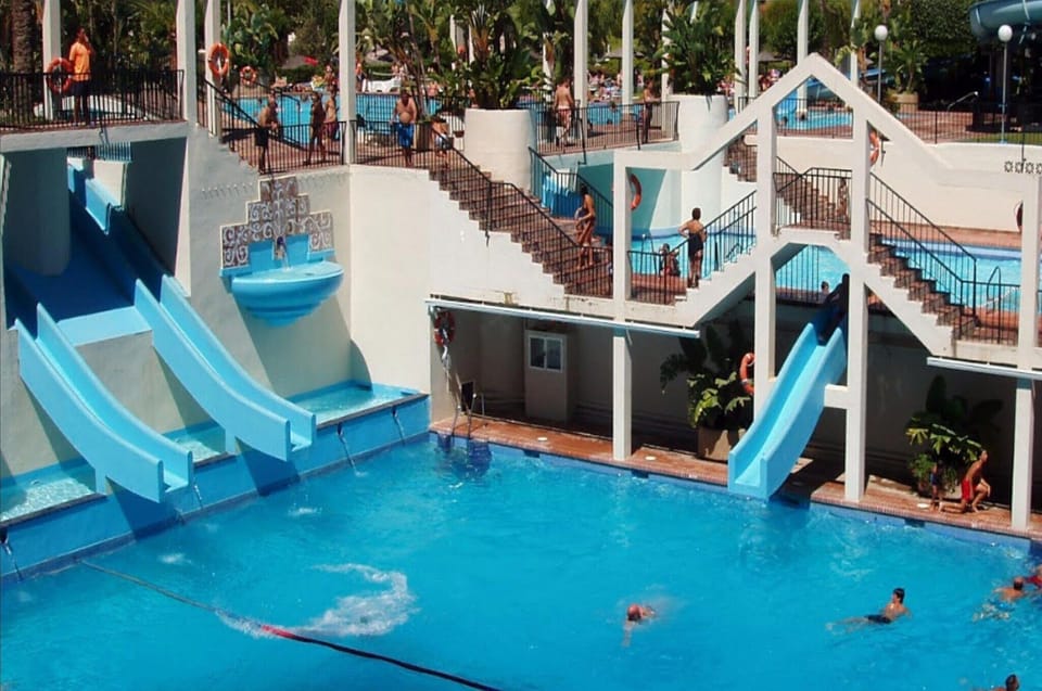 Holiday Home Swimming Pool