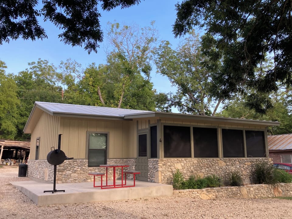 New cabin at Waltonia on the River! 2 bedrooms, sleeps 6.