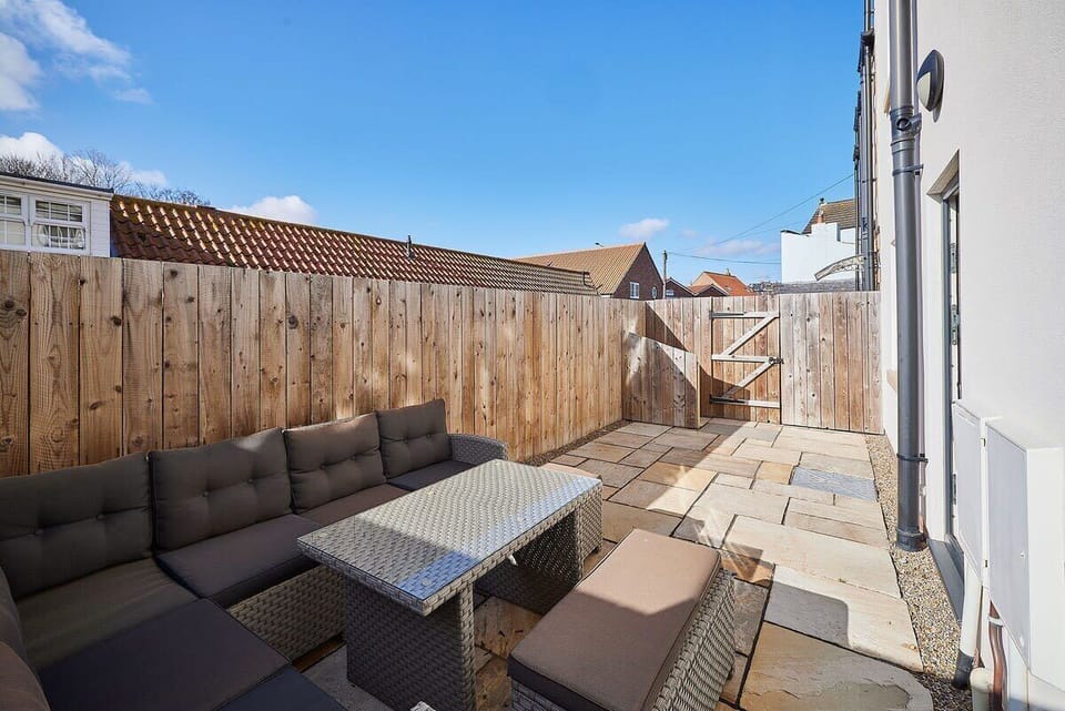 Soda Cottage, Whitby - Host & Stay