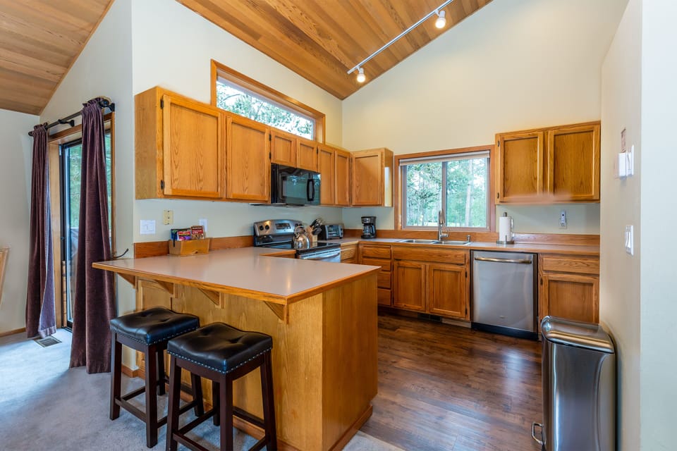 Kitchen - Main Level