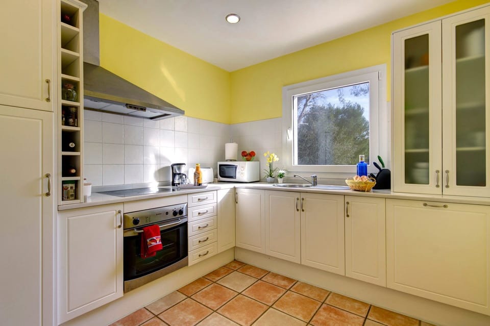 Villa Serafina image