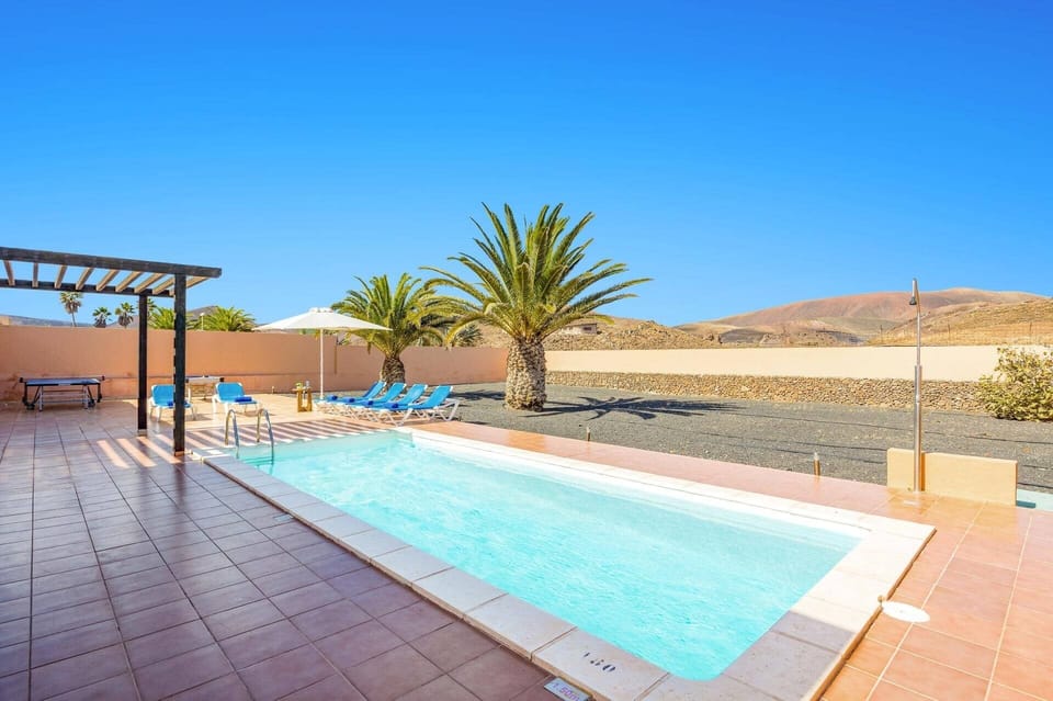 Villa Palm View image
