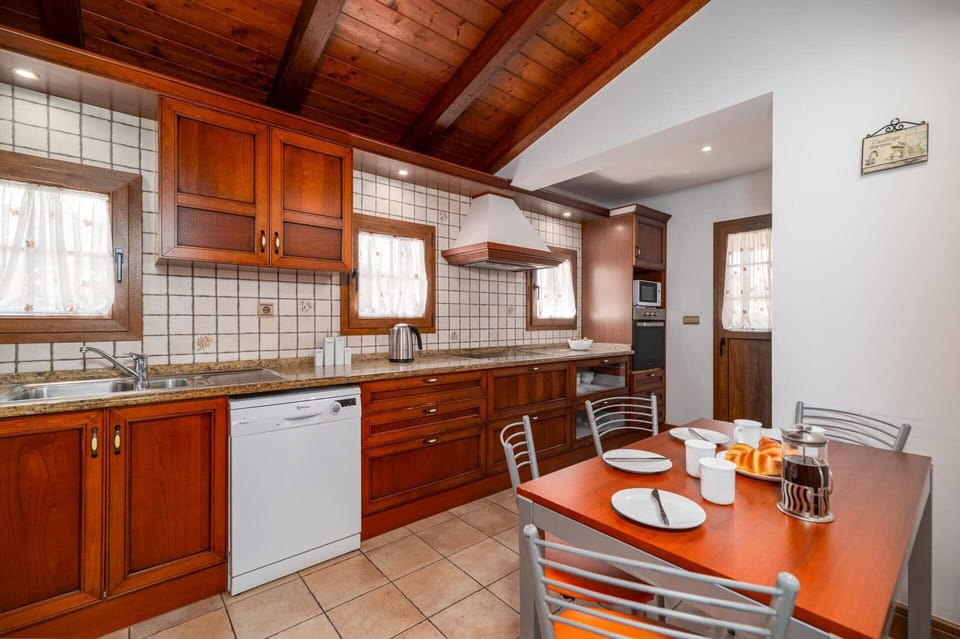 Villa Sherry II image