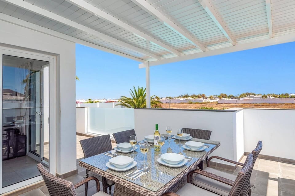 Villa Pebbles image