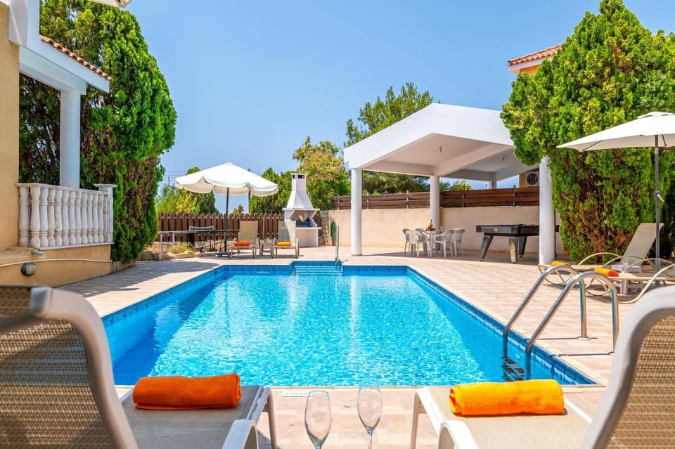 Villa Gardenia image