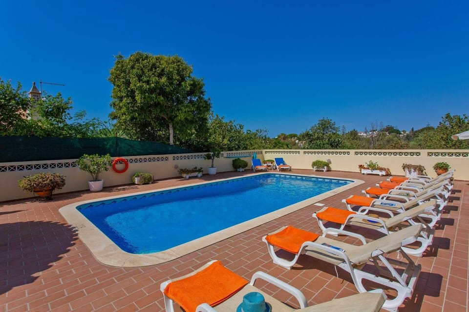 Villa Isabel image