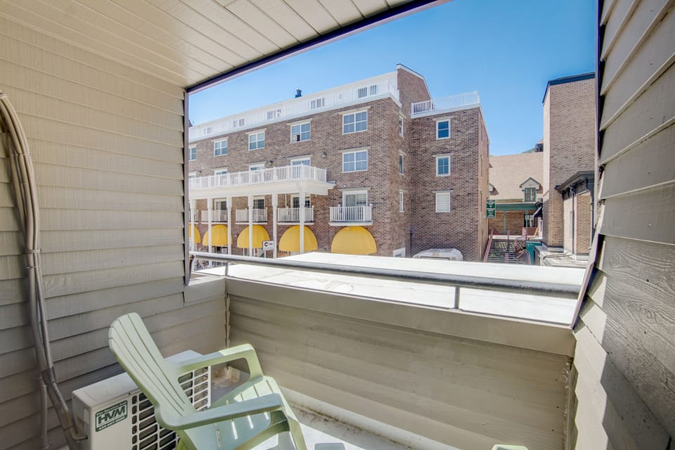 Balcony / View