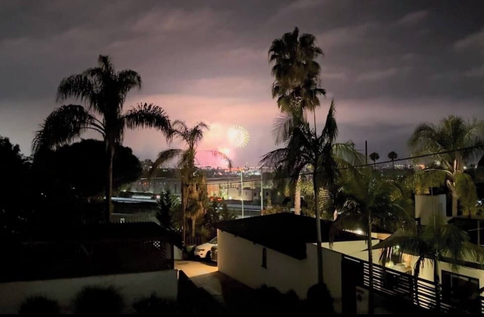Great views of fireworks at Mission Bay without leaving the house!
