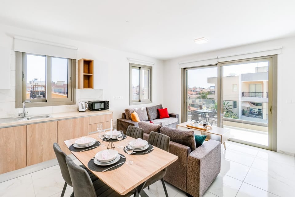 Adolina One Bedroom Apartment 104 (10559)