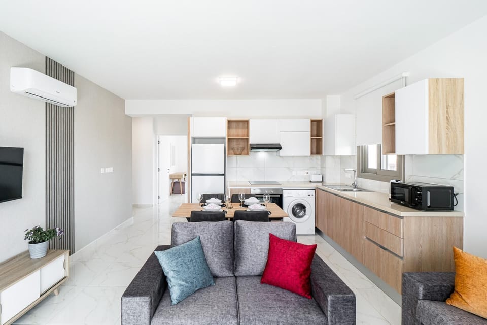 Adolina One Bedroom Apartment 204 (10576)