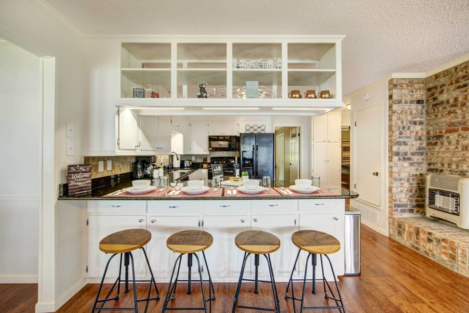 Breakfast Bar