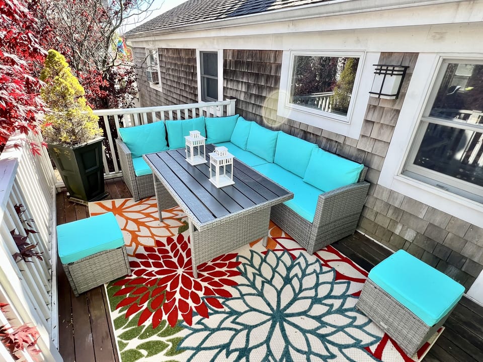 Fully furnished deck