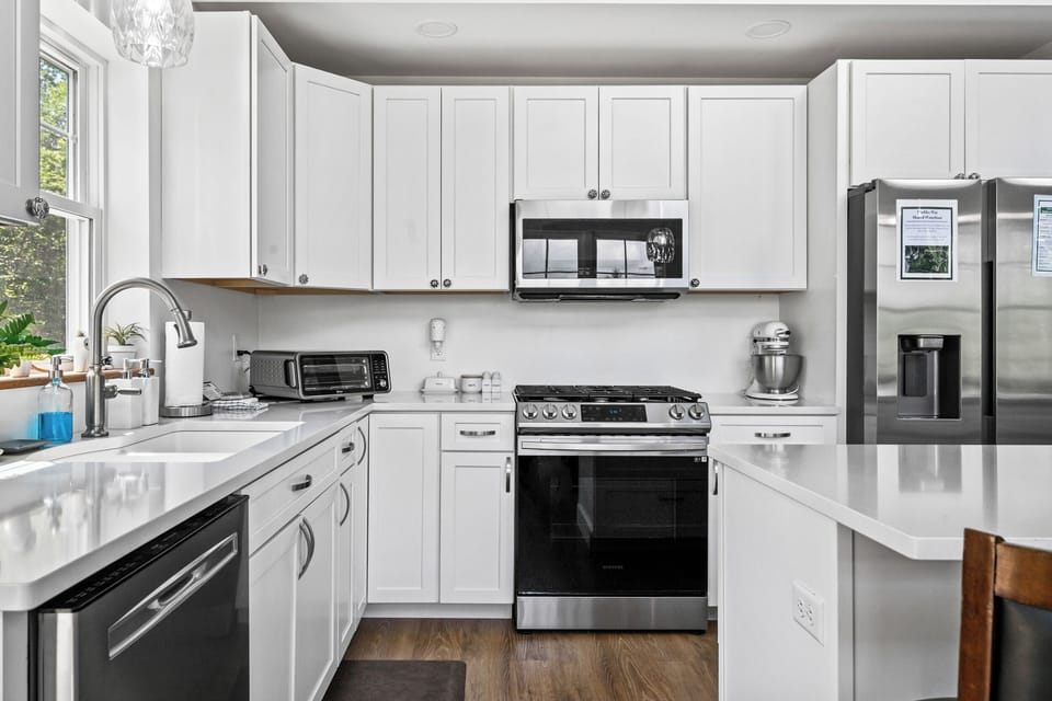 Full Kitchen