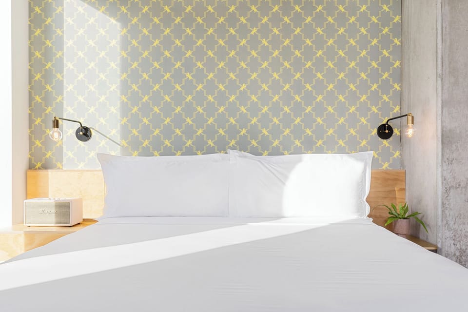 Unit w/ King size bed