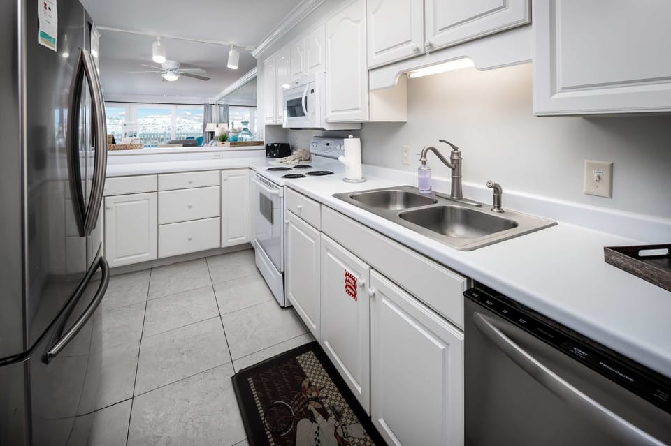 Fully stocked kitchen