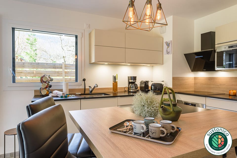 Equipped kitchen 