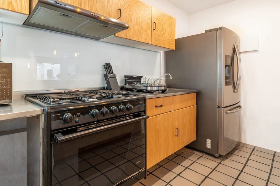 Fully equipped kitchen