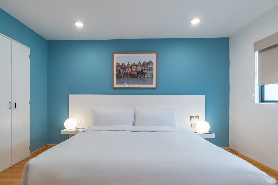 Neat bedding