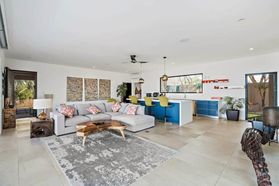 Very comfortable Living area