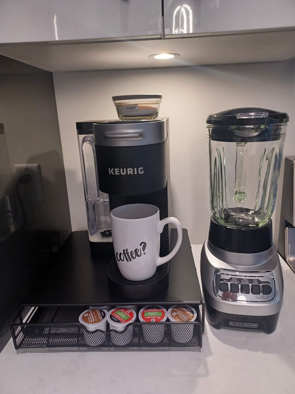 kitchen amenities