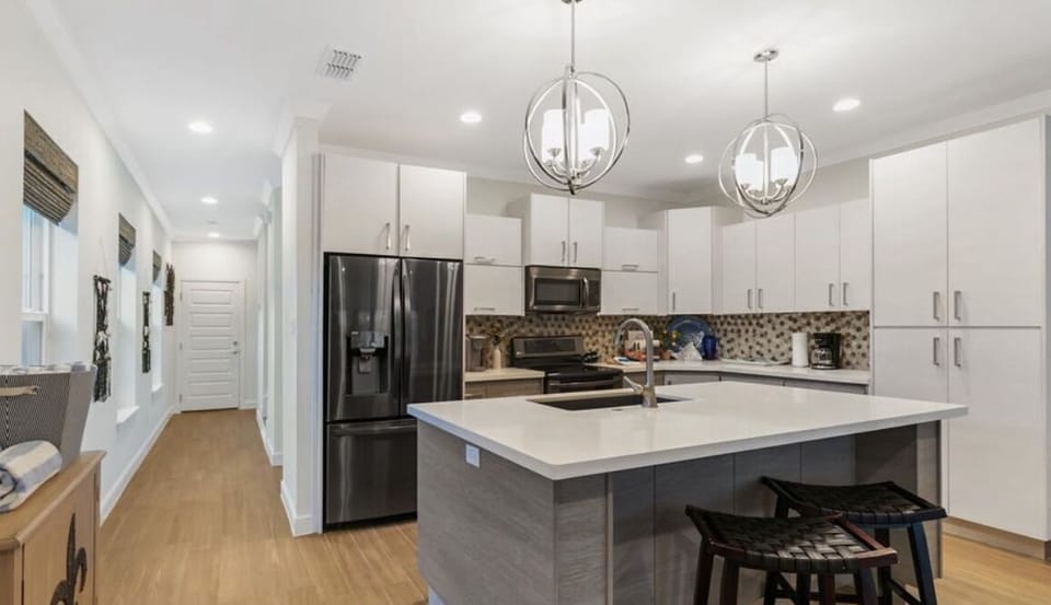 fully stocked kitchen