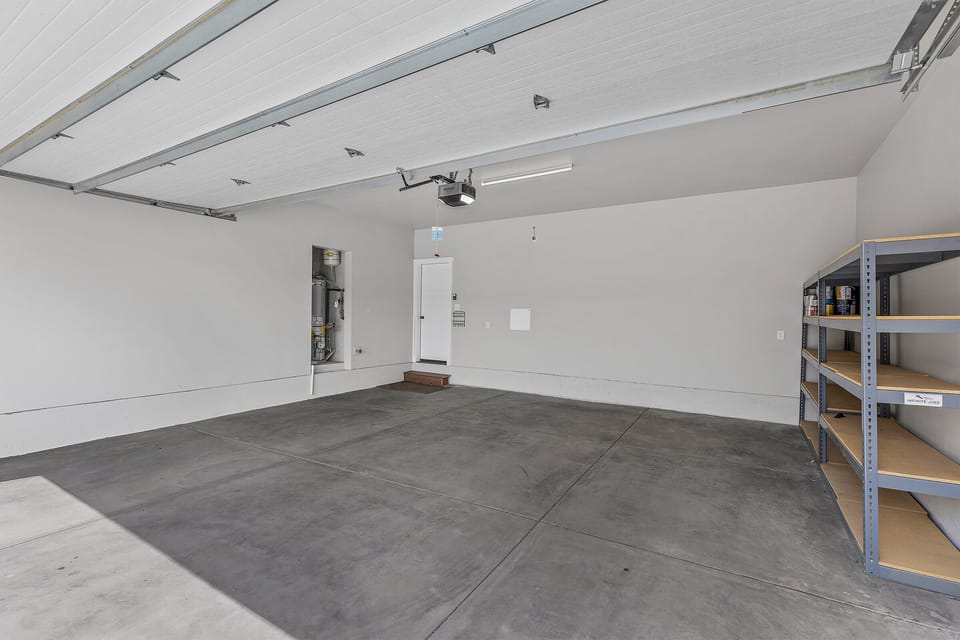 Larage 2 car garage