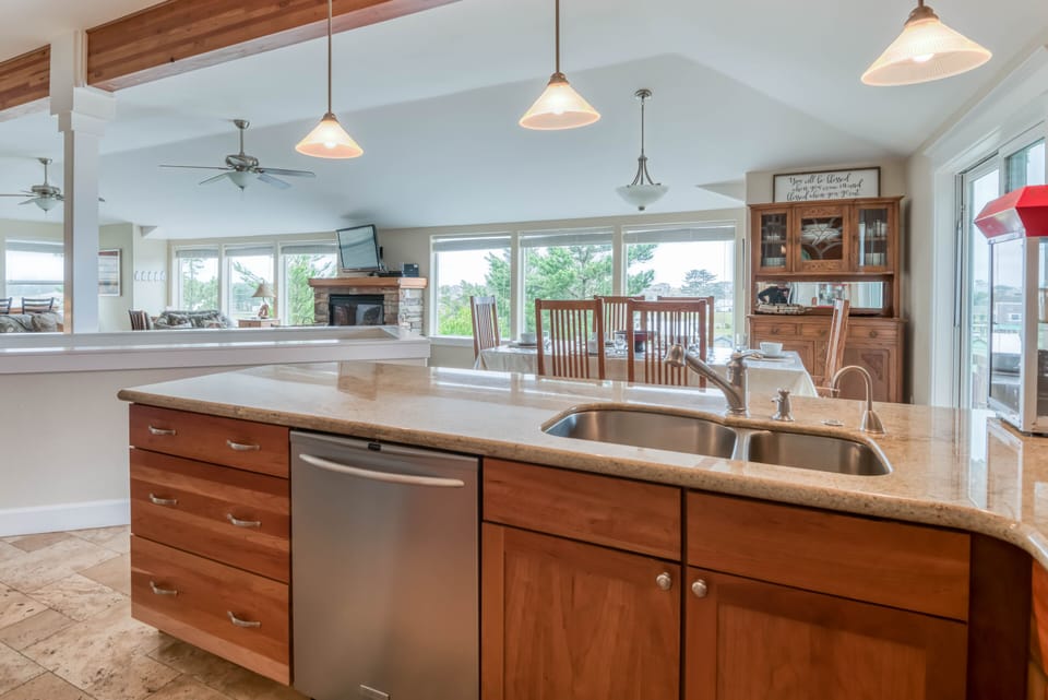Double sink with Dishwasher