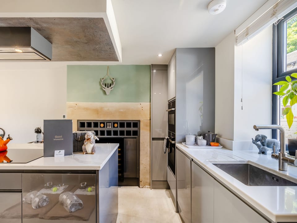 Kitchen area | Squirrel Cottage, Glossop