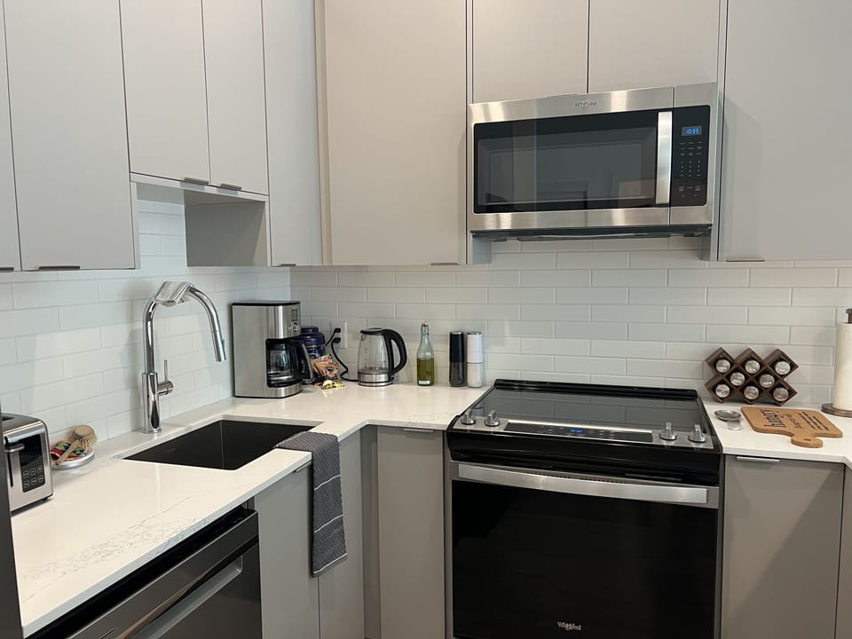 Fully equipped kitchen