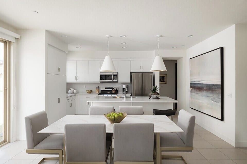 Dining Table/ Kitchen
