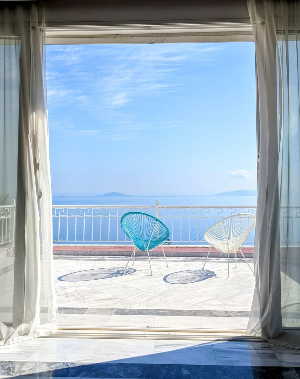 main entertaining floor balcony