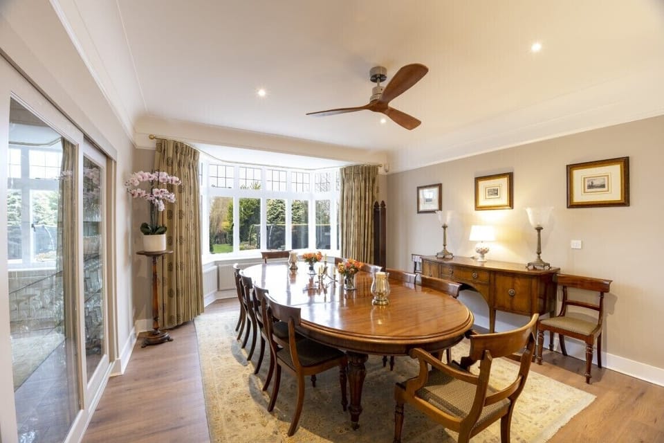 Formal dining room 