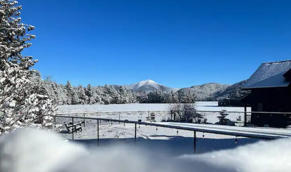 I hope you can feel all the love I put into curating the space for you.