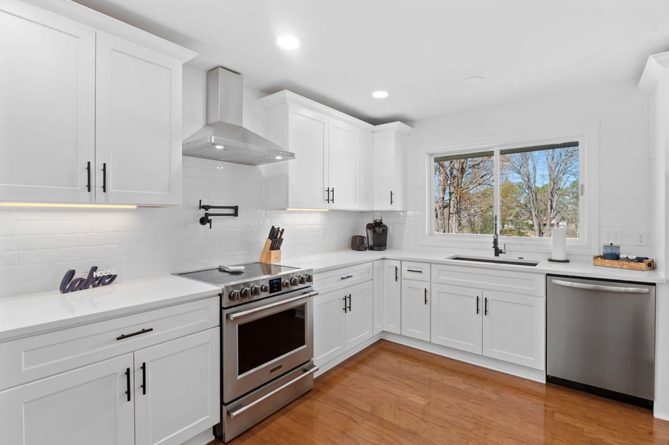 Kitchen overlooking the lake