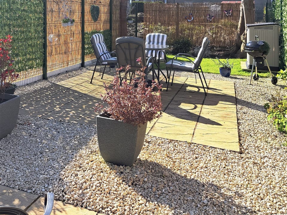 Sitting-out-area | Miners Cottage, Girvan