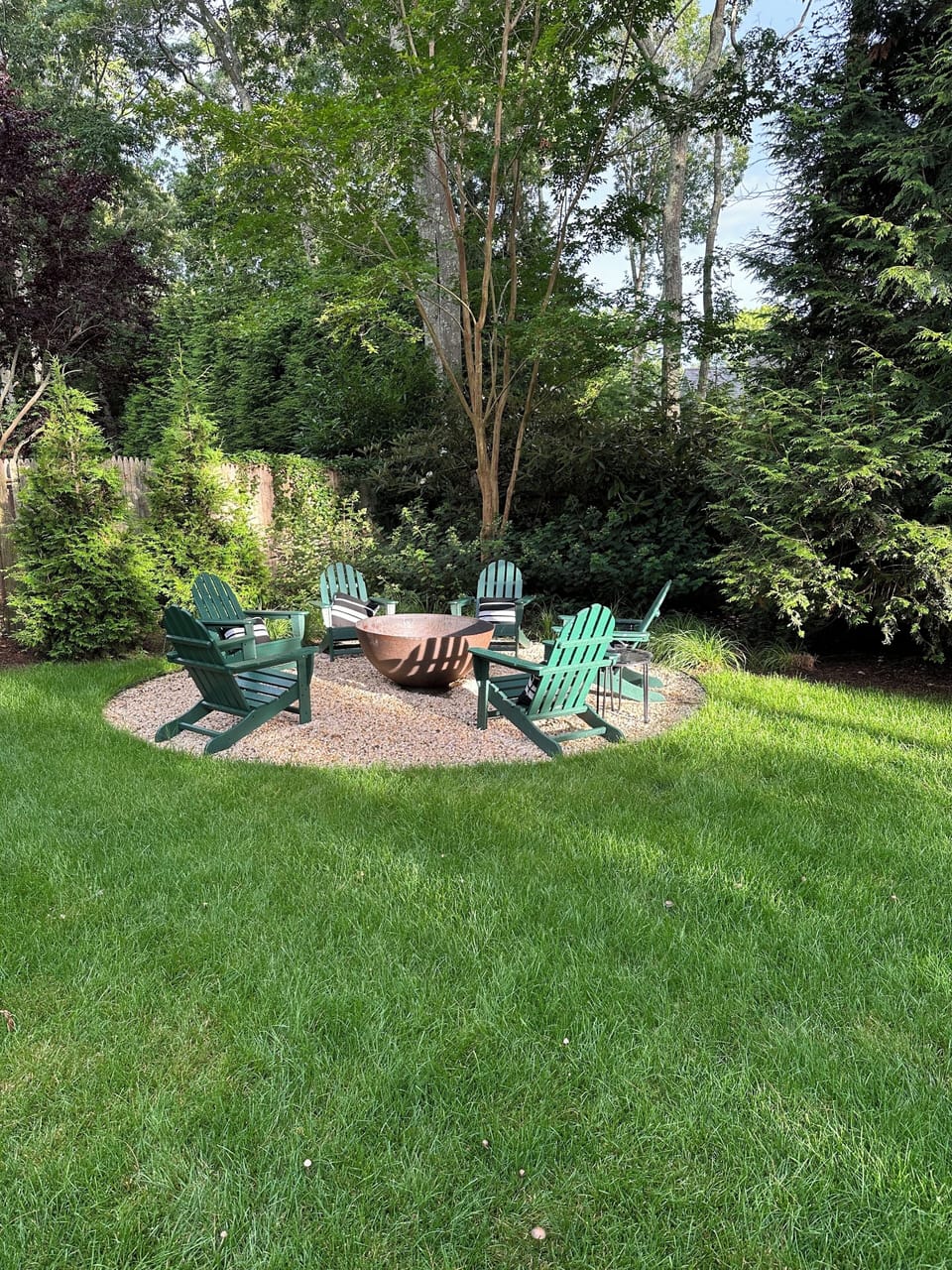 Fire pit with 6 chairs  