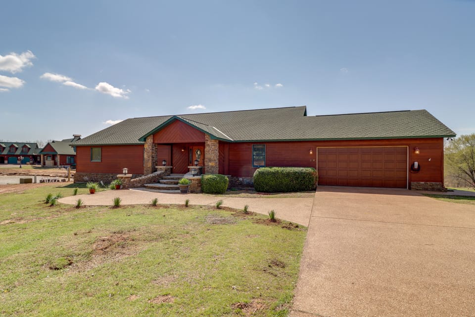 Shirley Vacation Rental | 6BR | 4BA | Stairs Required | 7,000 Sq Ft