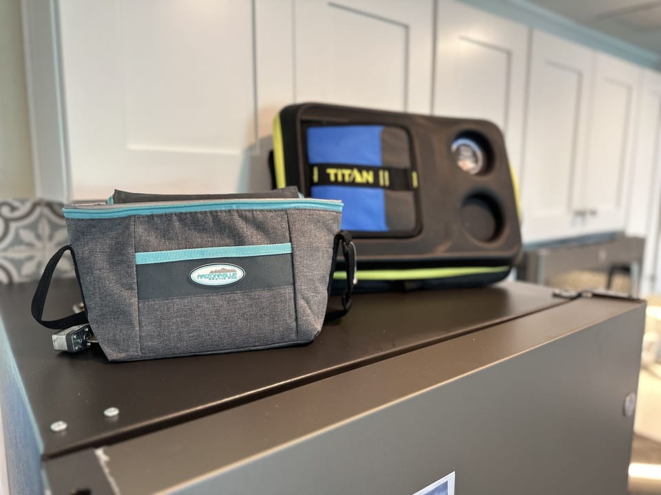 Various cooler bags for the days out to the beach or pool 