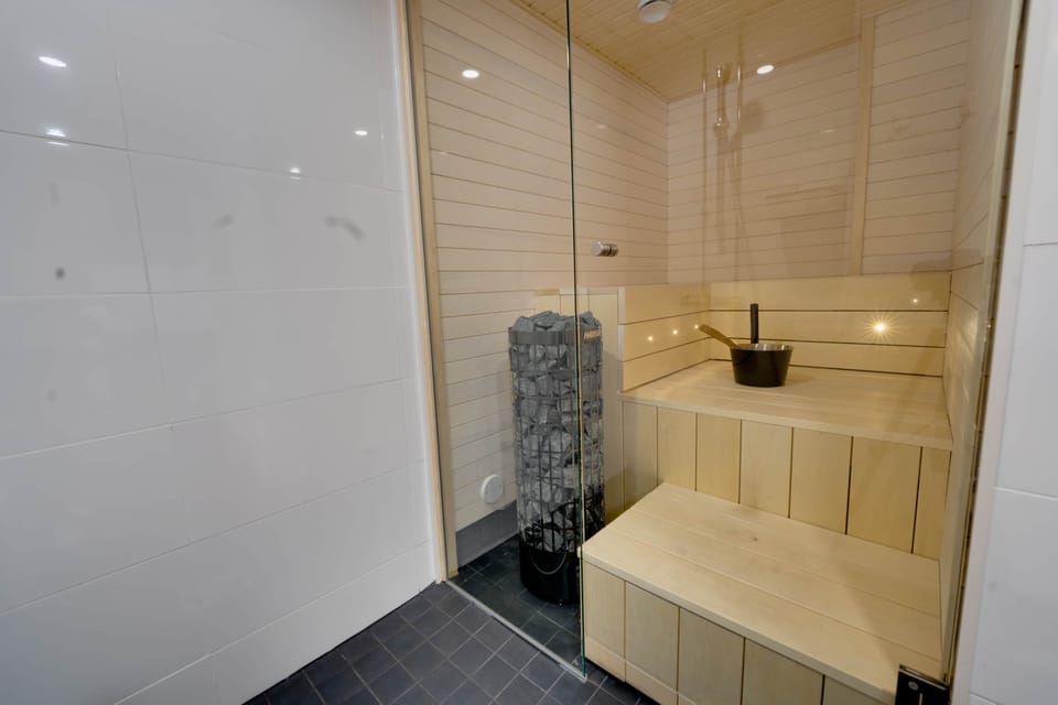 Sauna (2)