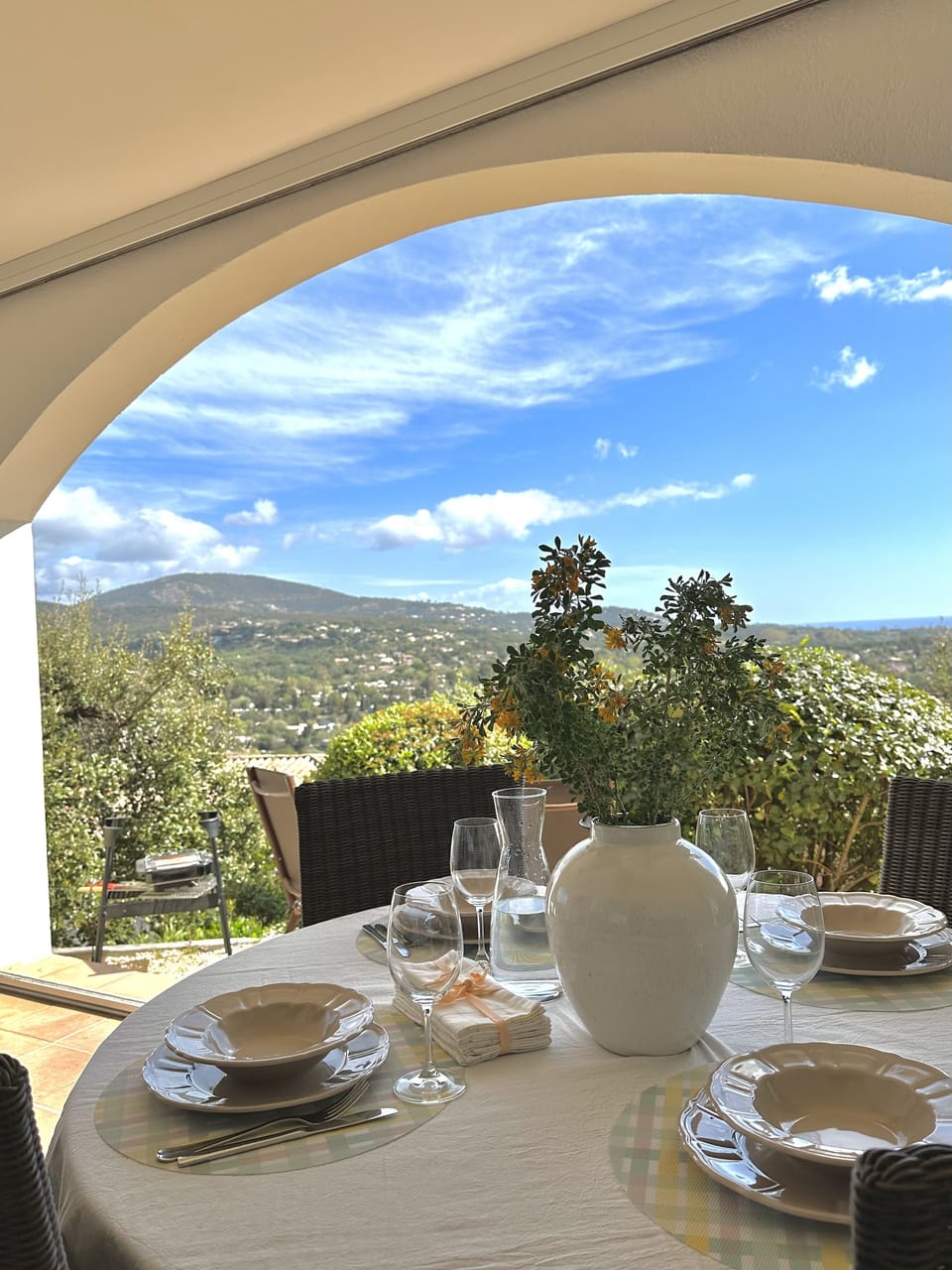 Outdoor dining