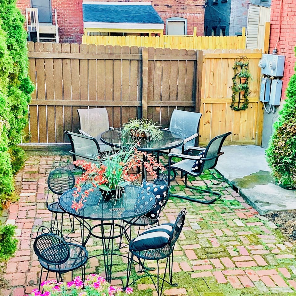Need more space? This house can be rented as a one or two bedroom.