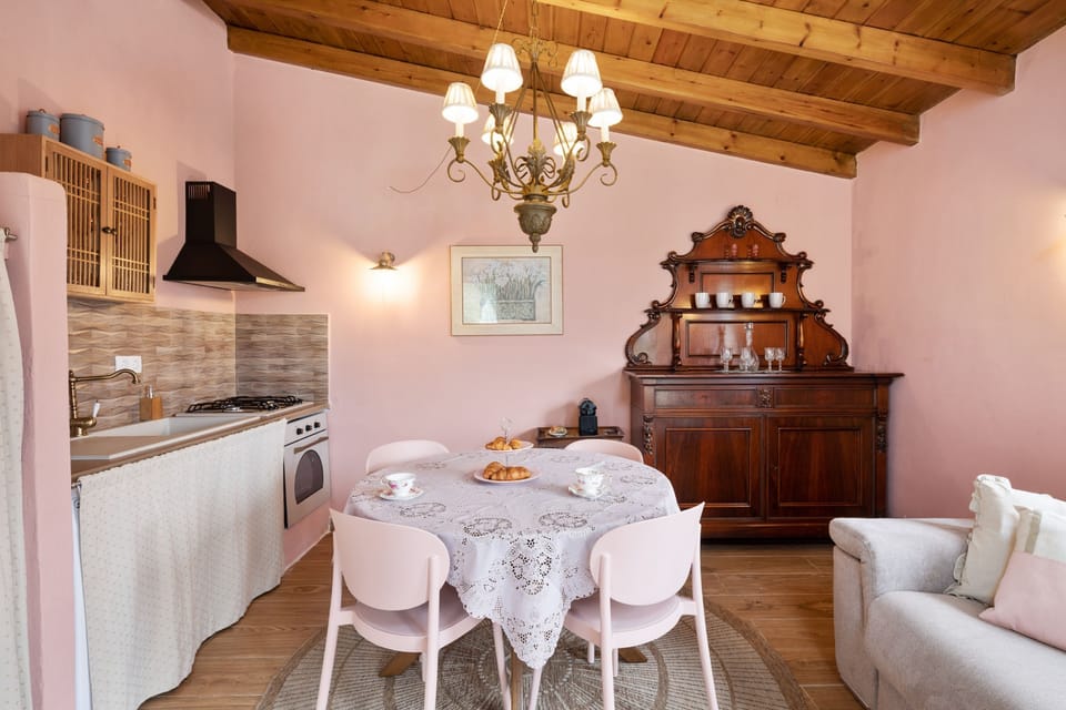 Fully furnished kitchen