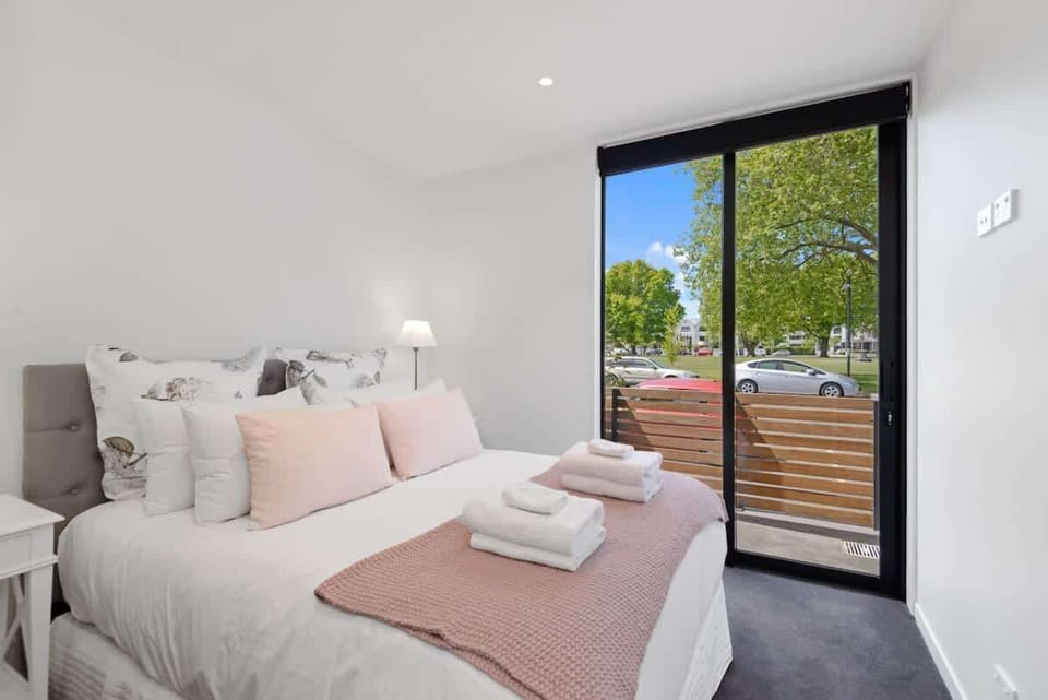 Ground-floor bedroom
