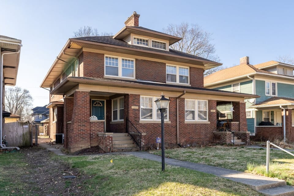 ⭐️⭐️⭐️⭐️⭐️ “A nice neighborhood, short drive to downtown Indy and easy to navigate to/from.  Would recommend to any group looking for a vacation rental with a lot of personality.